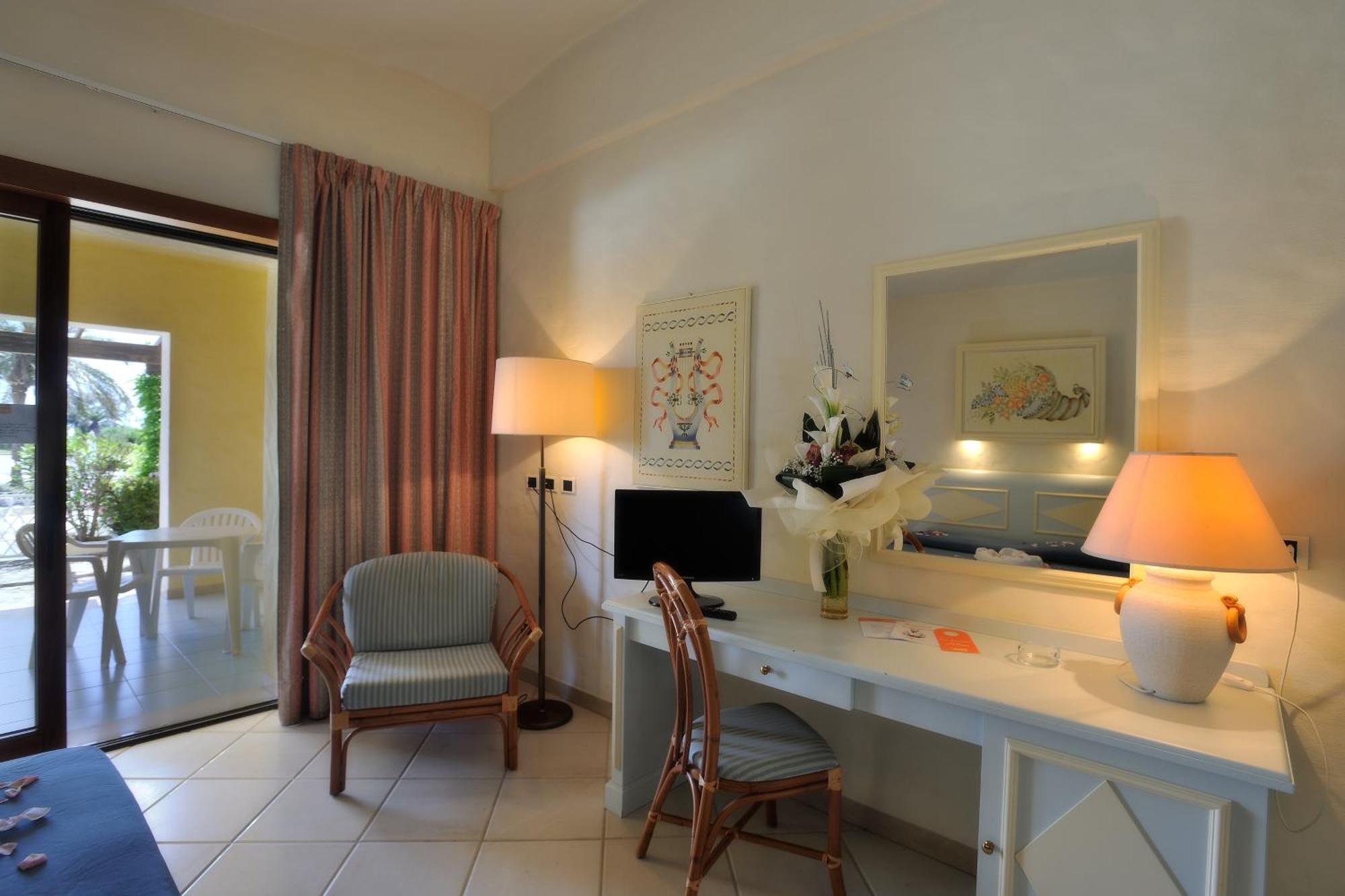 מרינה די פיסטיצ'י Argonauti Greenblu Resort חדר תמונה