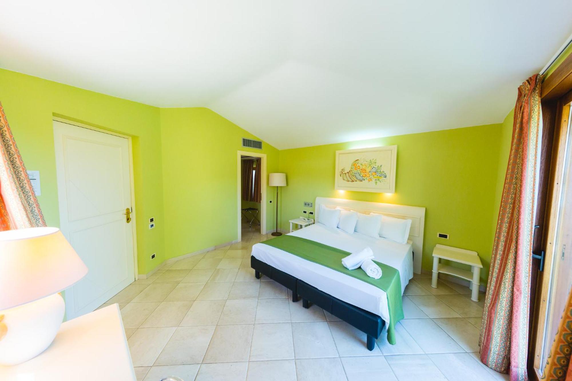 מרינה די פיסטיצ'י Argonauti Greenblu Resort מראה חיצוני תמונה