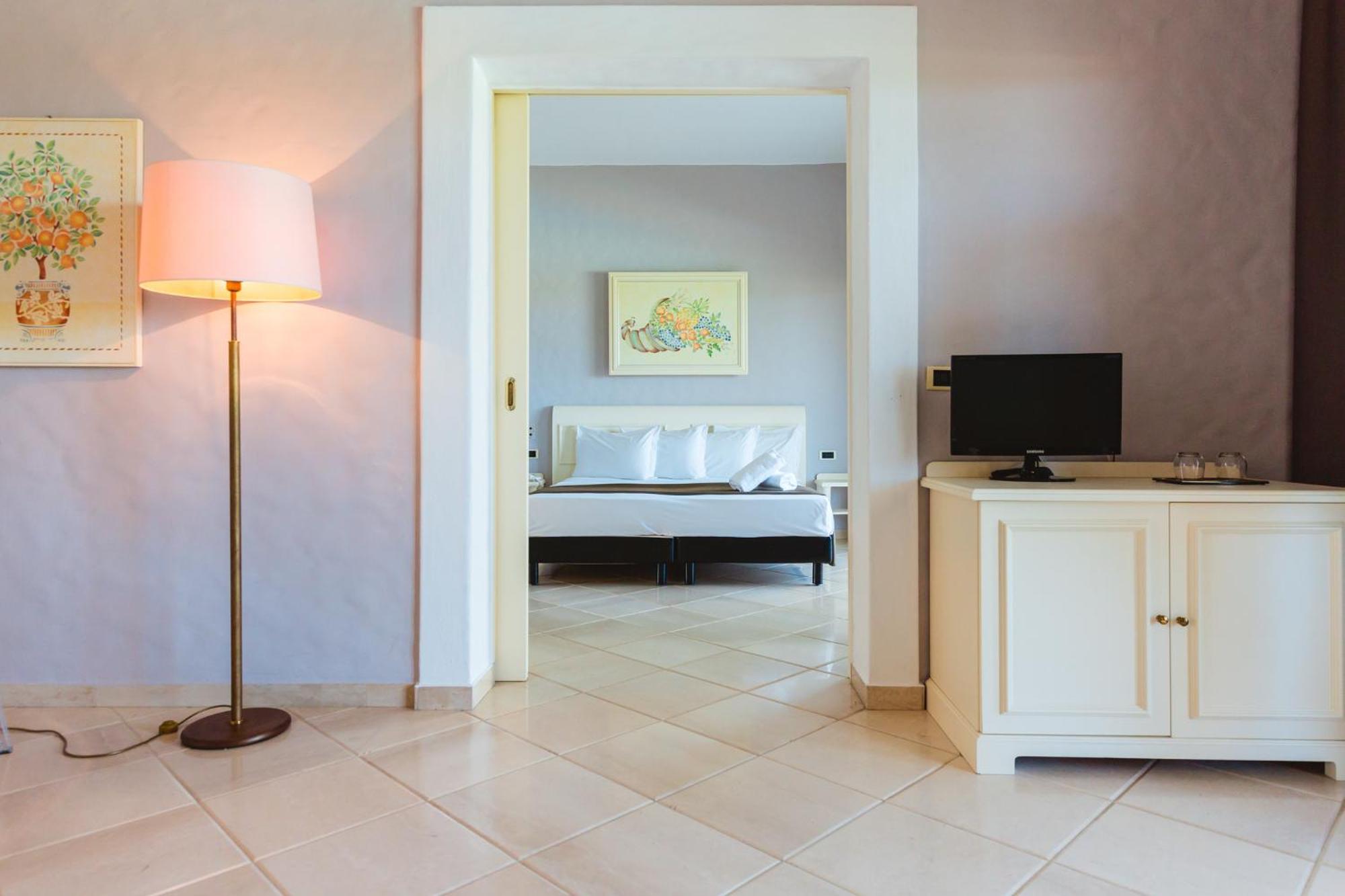 מרינה די פיסטיצ'י Argonauti Greenblu Resort מראה חיצוני תמונה